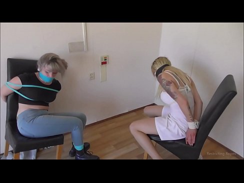 ❤️ Priklausomas / surištas ir sučiauptas / nelaimės ištikta mergina ❤️ Seks video prie mūsų lt.123sex.ru ❌❤